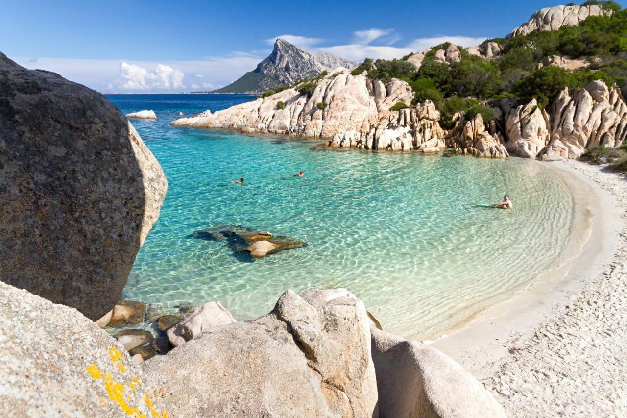 Residence L'Ea Di Lavru - Appartamenti Mono-Bilo-Trilocali Porto San Paolo  Kültér fotó
