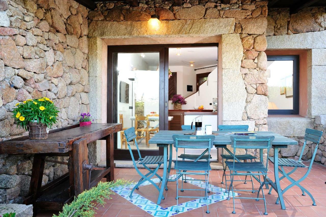 Residence L'Ea Di Lavru - Appartamenti Mono-Bilo-Trilocali Porto San Paolo  Kültér fotó