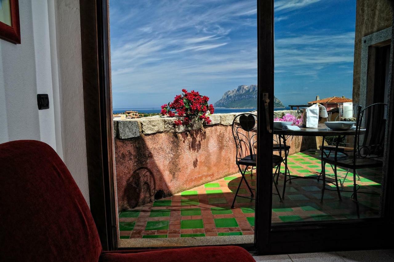 Residence L'Ea Di Lavru - Appartamenti Mono-Bilo-Trilocali Porto San Paolo  Kültér fotó