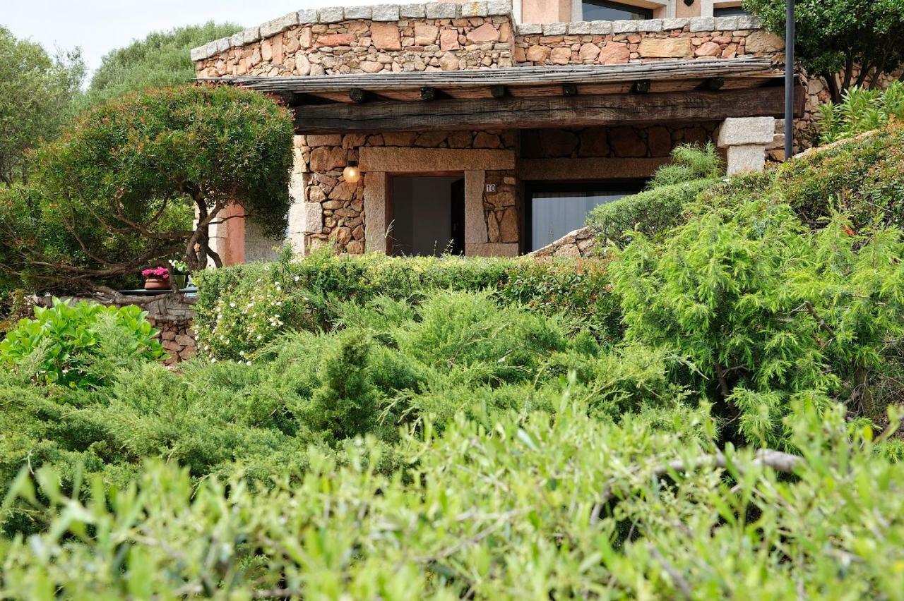 Residence L'Ea Di Lavru - Appartamenti Mono-Bilo-Trilocali Porto San Paolo  Kültér fotó