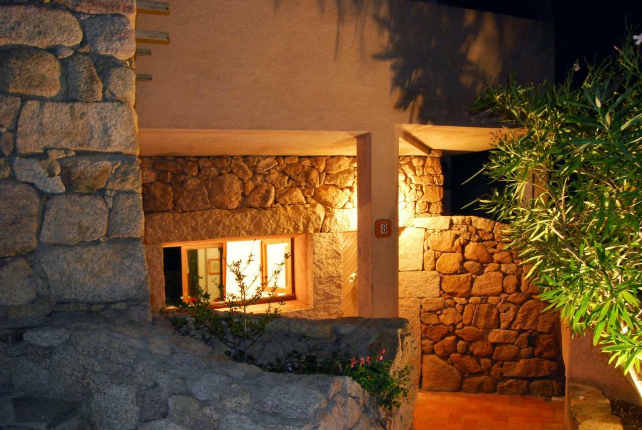 Residence L'Ea Di Lavru - Appartamenti Mono-Bilo-Trilocali Porto San Paolo  Kültér fotó
